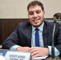 Vereador Leozin Roriz apresenta indicação para retomada de linha de ônibus para UnB