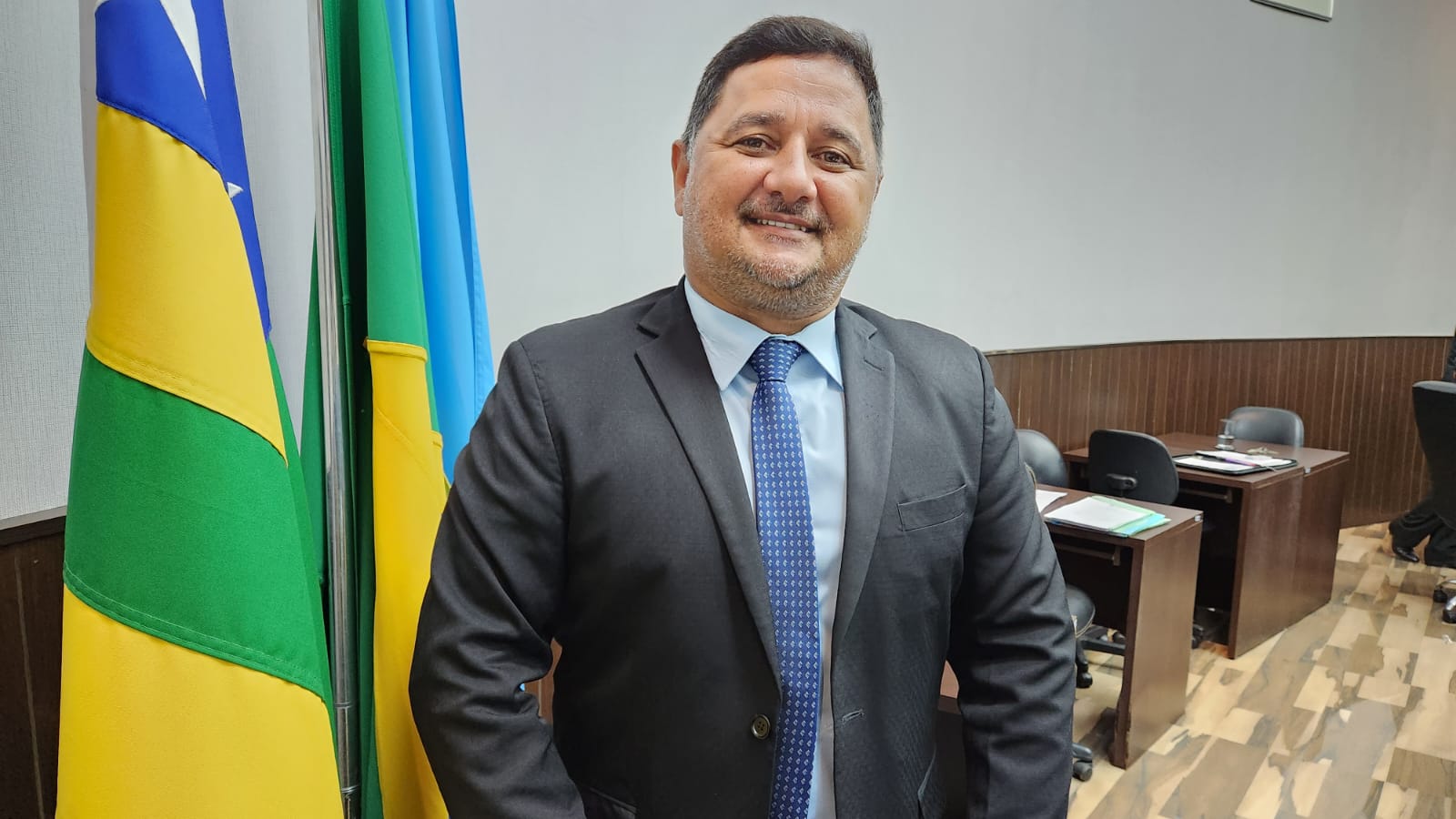 Vice-presidente da Câmara, Marcelo Meireles, pede criação de site para disponibilizar a história de Luziânia